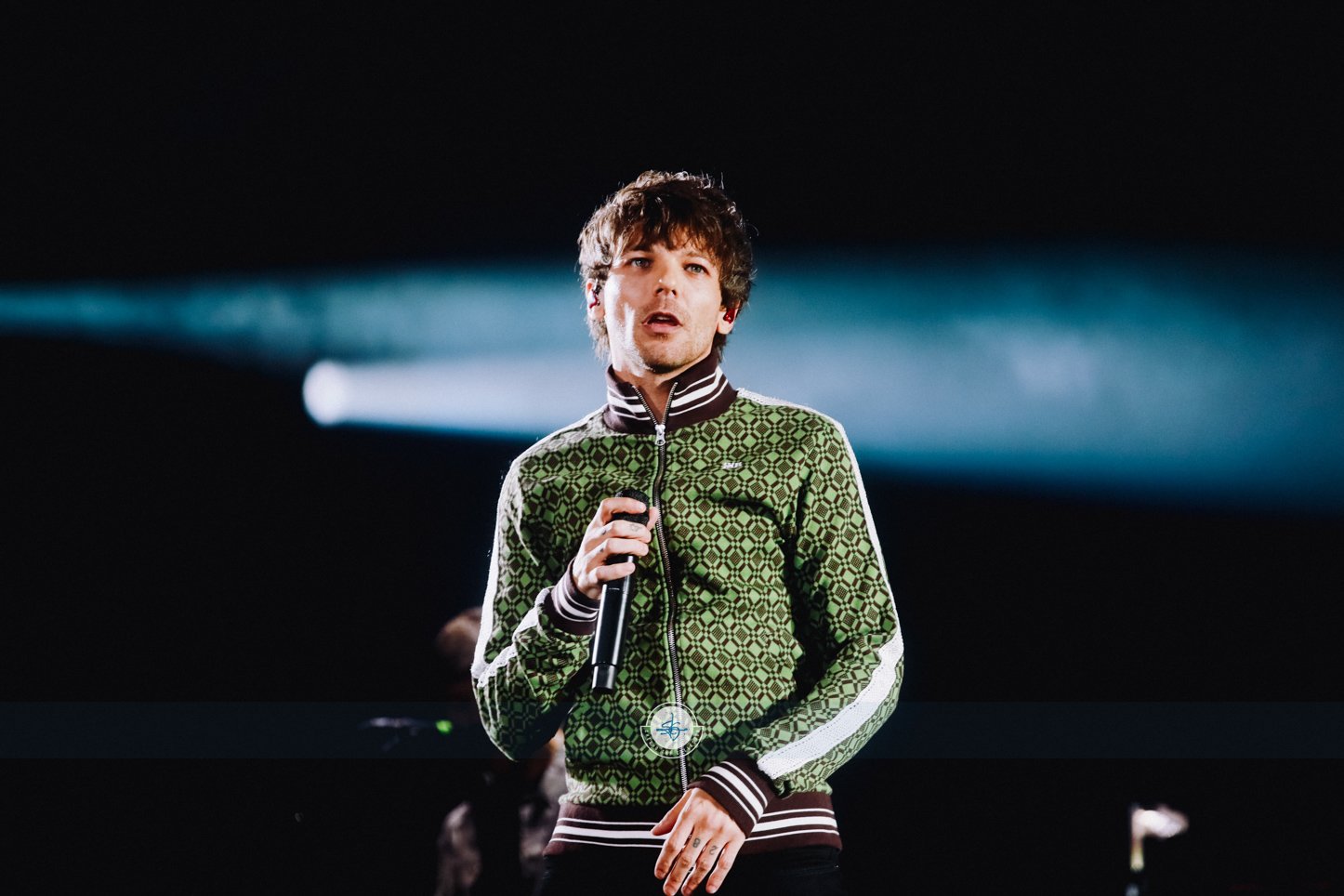 FOTOS RESEÑA Louis Tomlinson Rompe el hielo en el bicentenario de